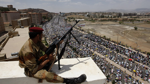 Yemen on verge of civil war, Al Qaeda strengthens