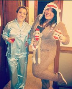 @Aliciahtmkr: #Christmas #throwback to the family pajama party last year! Can't wait to do this again in 4 days!#holidaytradition #newdaycnn #sisters #sockmonkey#adultonesie